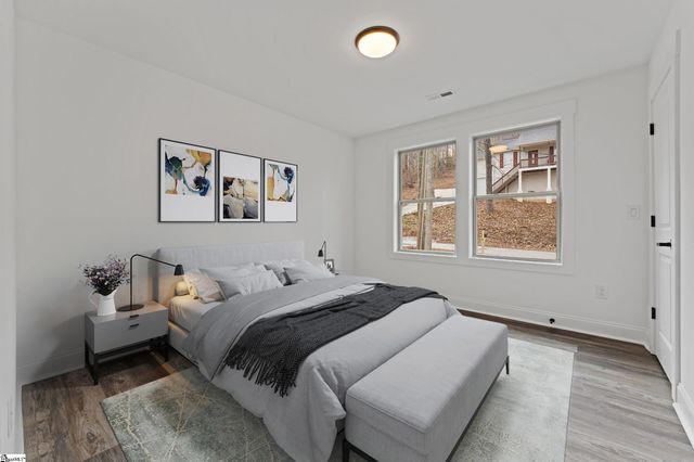 356 W Caroline Street, Greenville, SC 29611