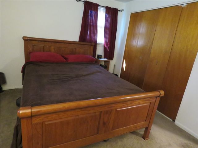 27 Jamee Lane, Gates, NY 14606