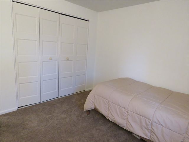 27 Jamee Lane, Gates, NY 14606