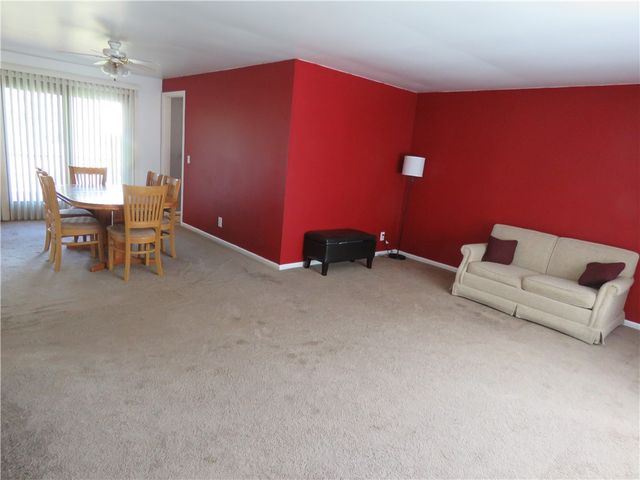 27 Jamee Lane, Gates, NY 14606