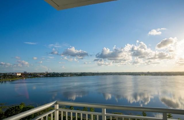 300 S Australian Avenue 809, West Palm Beach, FL 33401