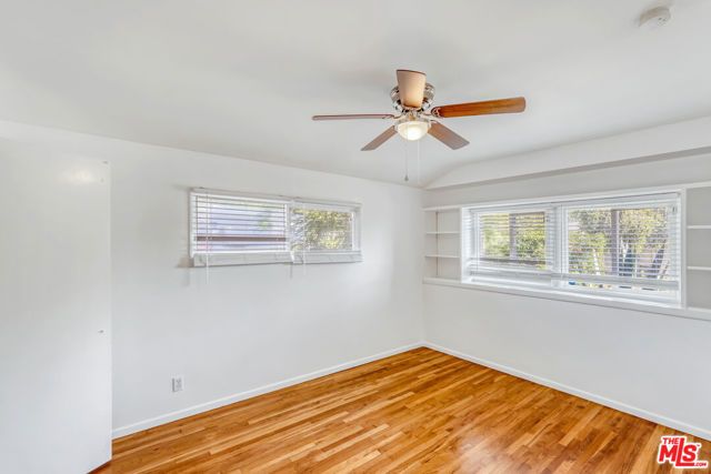 15905 Enadia Way, Los Angeles, CA 91406