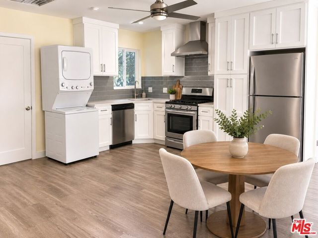 15905 Enadia Way, Los Angeles, CA 91406