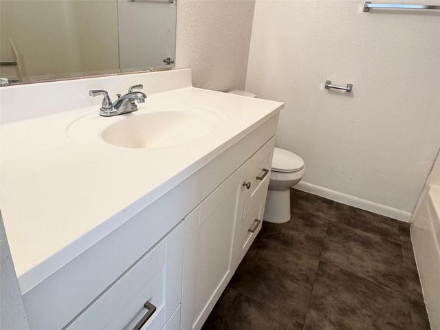 11002 Hammerly Boulevard 216, Houston, TX 77043