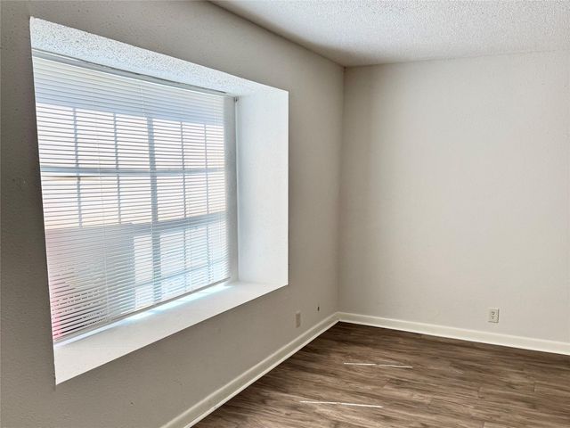 11002 Hammerly Boulevard 216, Houston, TX 77043