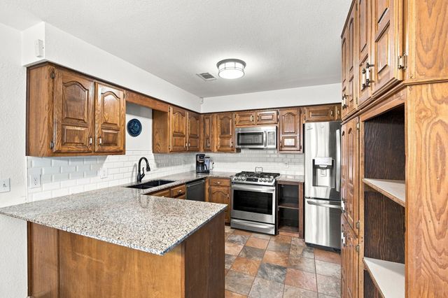115 Redman Lane, Waxahachie, TX 75165