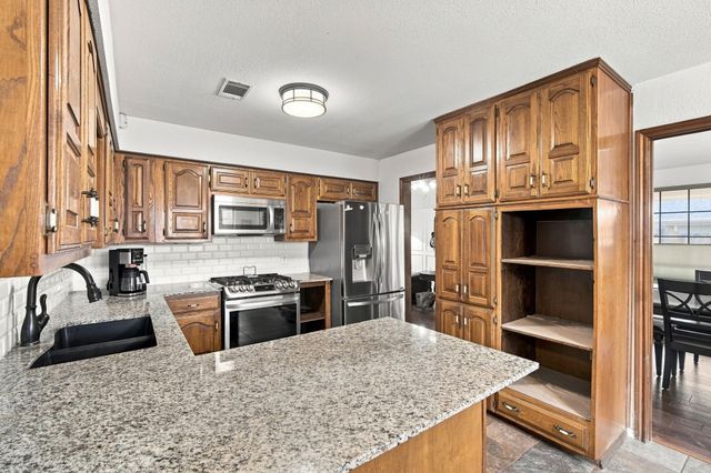115 Redman Lane, Waxahachie, TX 75165