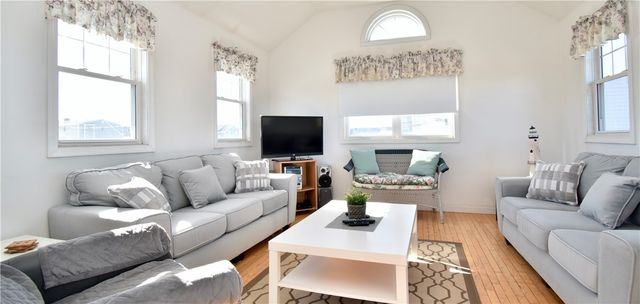 432 Atlantic Avenue, Westerly, RI 02891