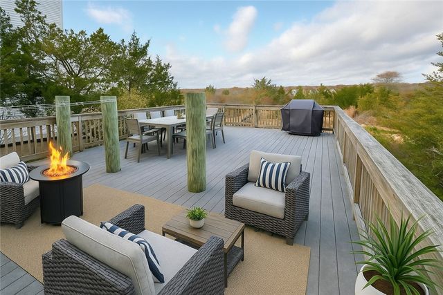 432 Atlantic Avenue, Westerly, RI 02891