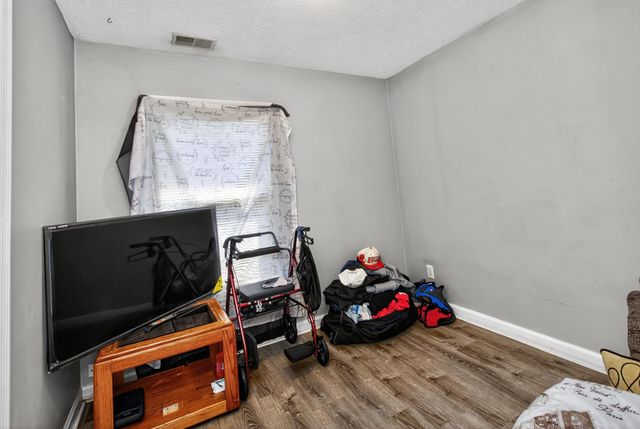 858 Charles Avenue, Lexington, KY 40508