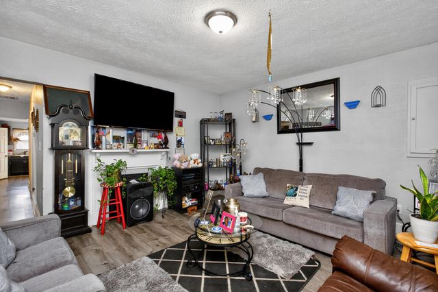 858 Charles Avenue, Lexington, KY 40508