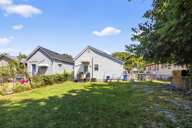 858 Charles Avenue, Lexington, KY 40508