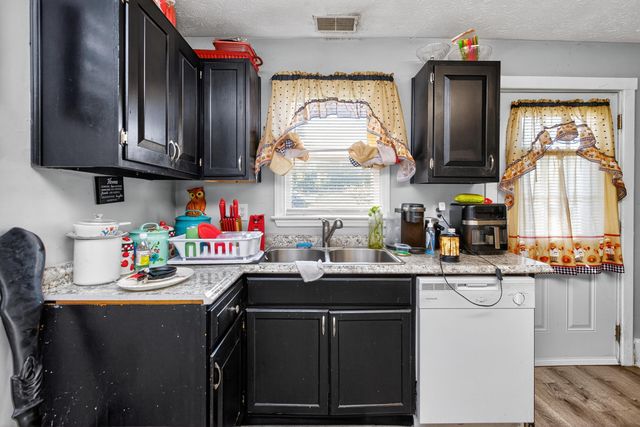 858 Charles Avenue, Lexington, KY 40508