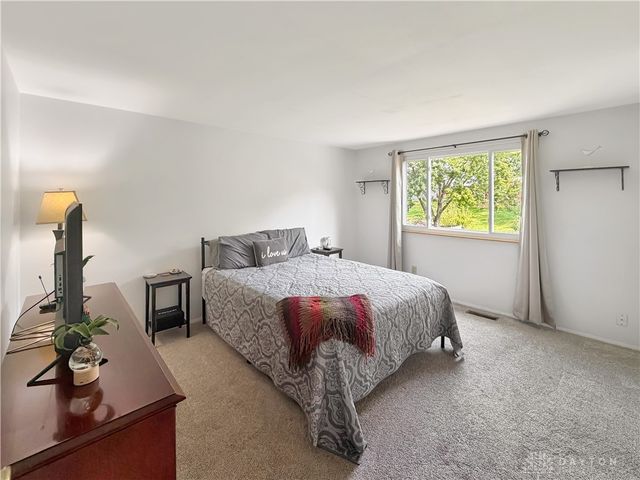 1022 Sundance Drive, Miami Twp, OH 45342