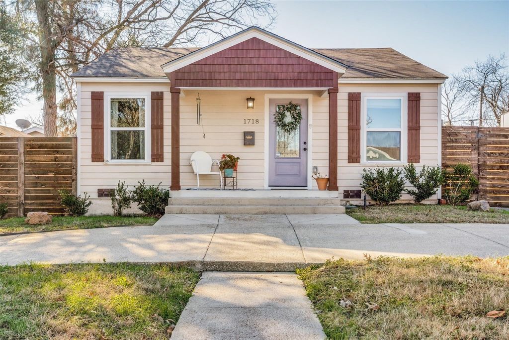 1718 Berkley Avenue, Dallas, TX 75224