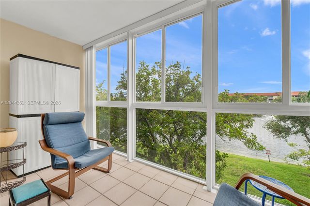 12900 SW 13th Street 309E, Pembroke Pines, FL 33027