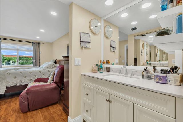 12900 SW 13th Street 309E, Pembroke Pines, FL 33027
