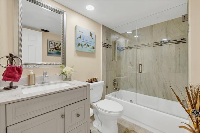 12900 SW 13th Street 309E, Pembroke Pines, FL 33027