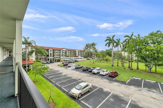 12900 SW 13th Street 309E, Pembroke Pines, FL 33027