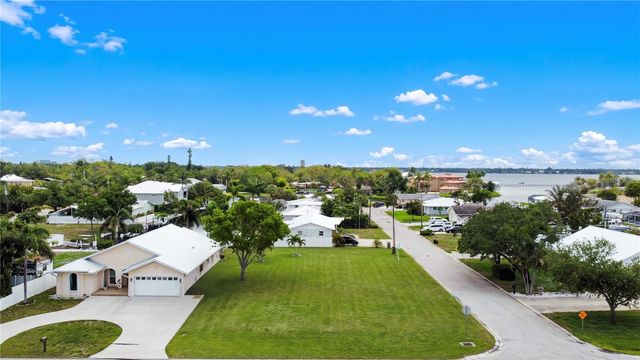 2213 10TH STREET W, Palmetto, FL 34221