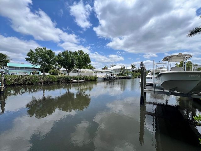2213 10TH STREET W, Palmetto, FL 34221
