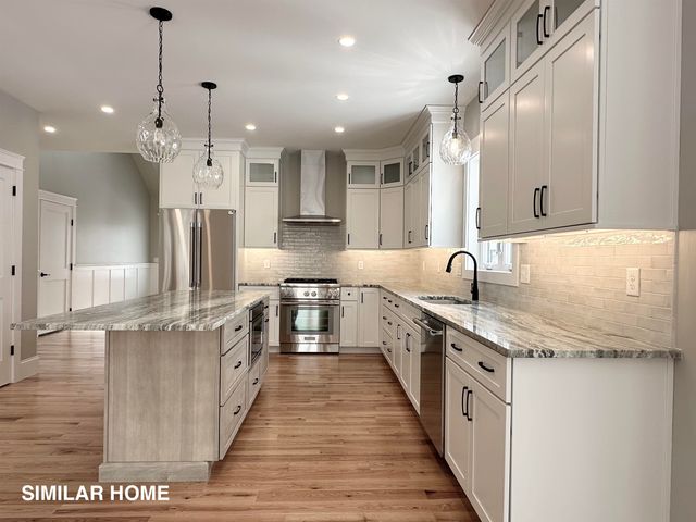 15 Little River Road Unit 4, Exeter, NH 03833