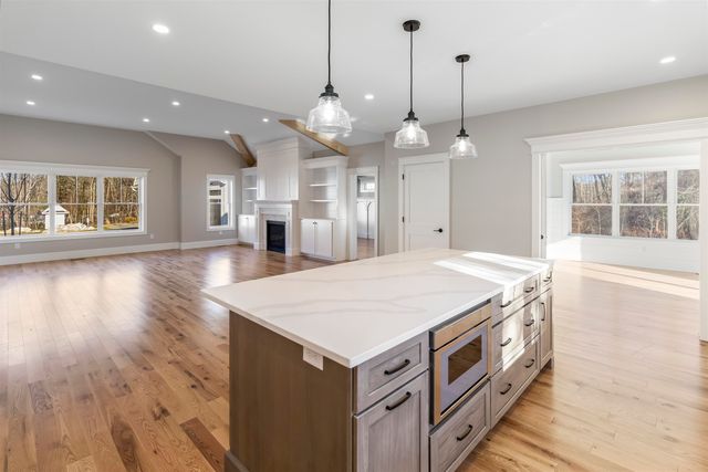 15 Little River Road Unit 4, Exeter, NH 03833