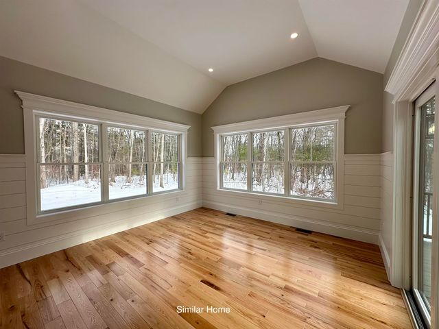 15 Little River Road Unit 4, Exeter, NH 03833