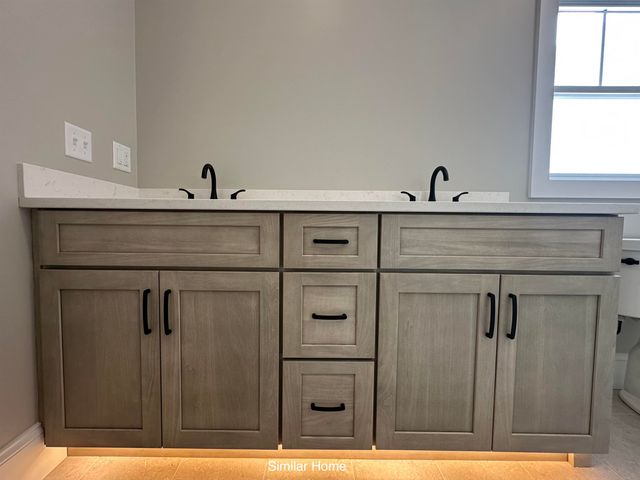 15 Little River Road Unit 4, Exeter, NH 03833