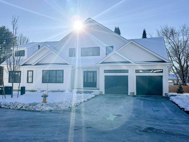 15 Little River Road Unit 4, Exeter, NH 03833