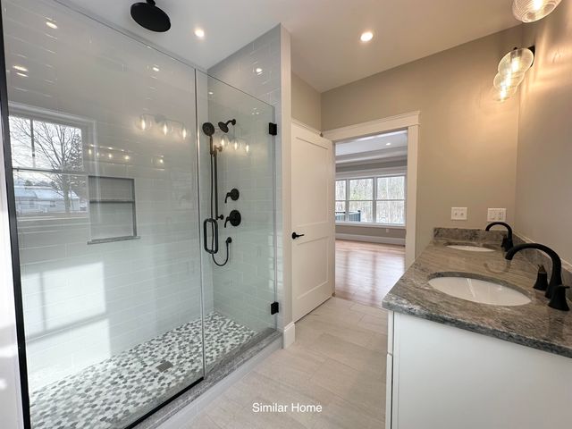 15 Little River Road Unit 4, Exeter, NH 03833