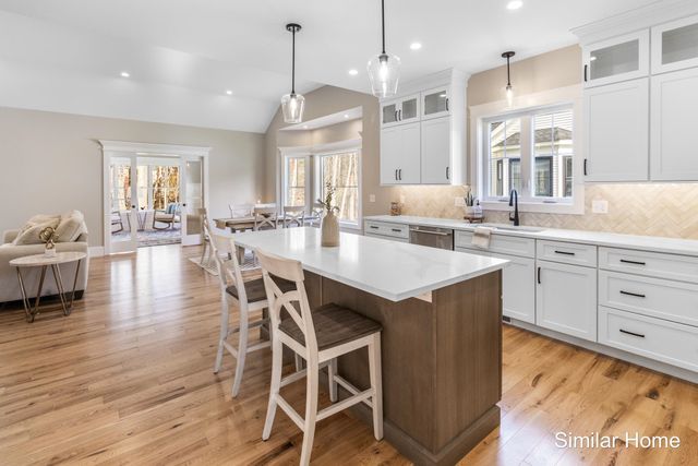 15 Little River Road Unit 4, Exeter, NH 03833