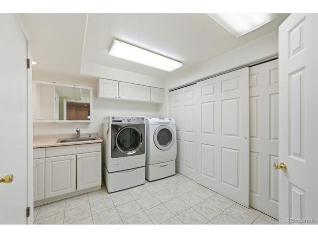 8969 Hillview Rd, Morrison, CO 80465