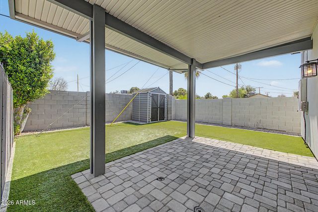 2245 E CHEERY LYNN Road, Phoenix, AZ 85016