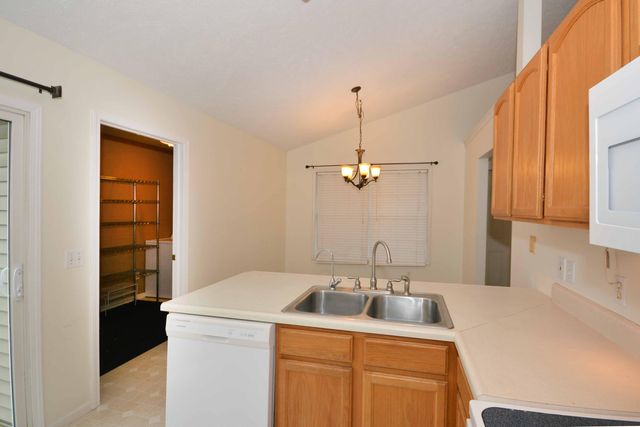 5937 Thistlewood Avenue, Scotts, MI 49088