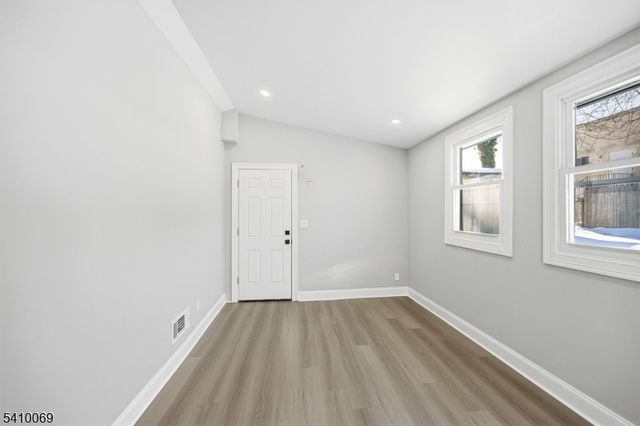 47 Nokomis Ave, Parsippany-troy Hills Twp., NJ 07034