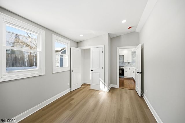 47 Nokomis Ave, Parsippany-troy Hills Twp., NJ 07034