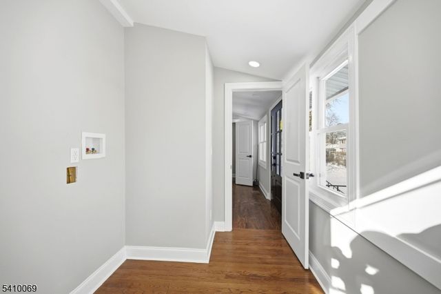 47 Nokomis Ave, Parsippany-troy Hills Twp., NJ 07034