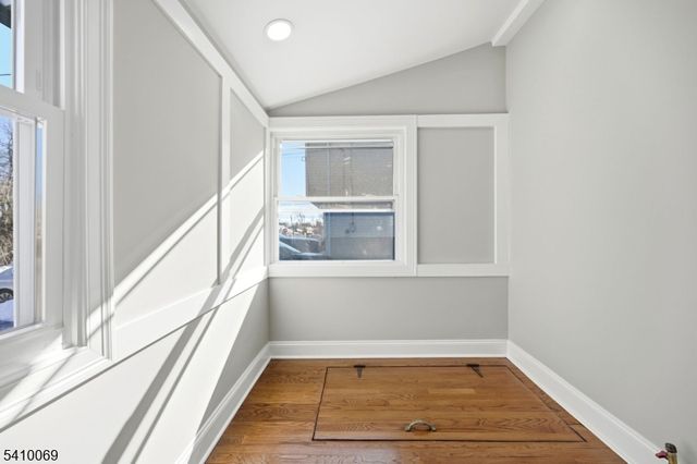 47 Nokomis Ave, Parsippany-troy Hills Twp., NJ 07034