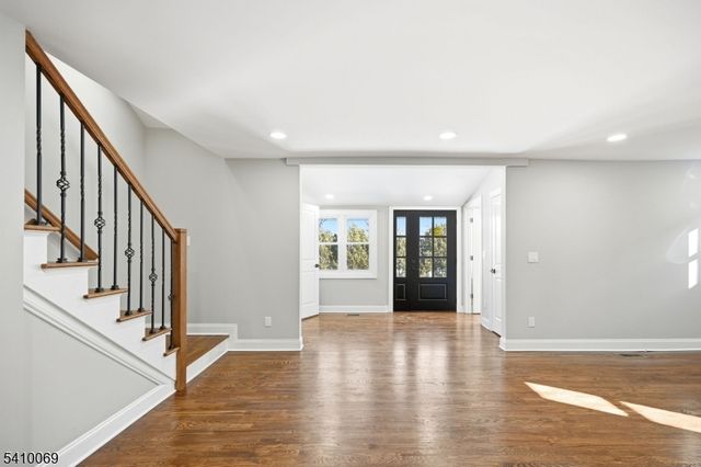 47 Nokomis Ave, Parsippany-troy Hills Twp., NJ 07034