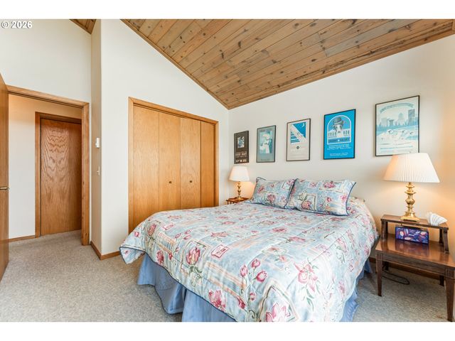 2413 Nw OCEANIA Dr, Waldport, OR 97394