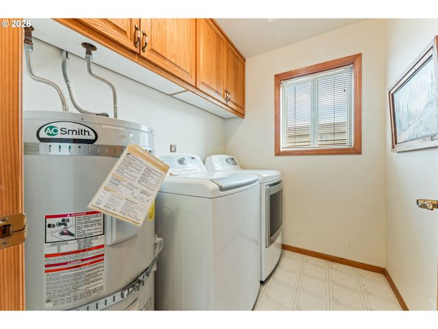 2413 Nw OCEANIA Dr, Waldport, OR 97394