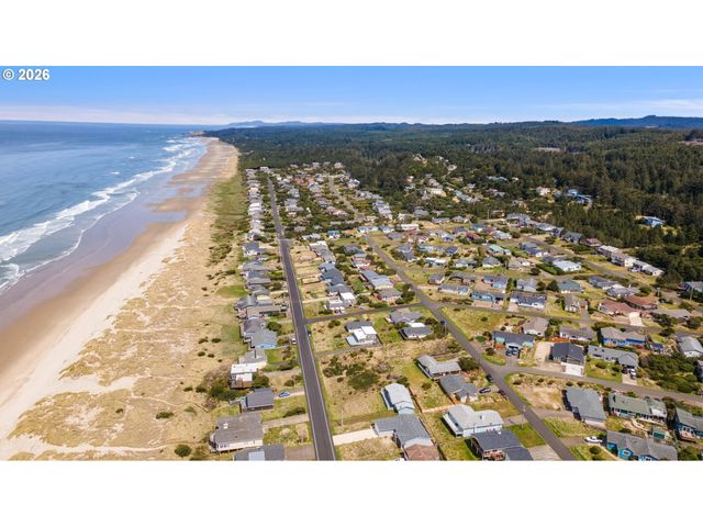 2413 Nw OCEANIA Dr, Waldport, OR 97394