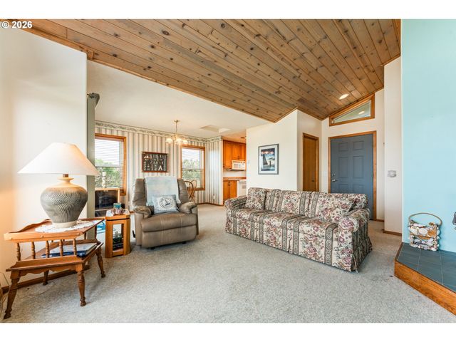 2413 Nw OCEANIA Dr, Waldport, OR 97394