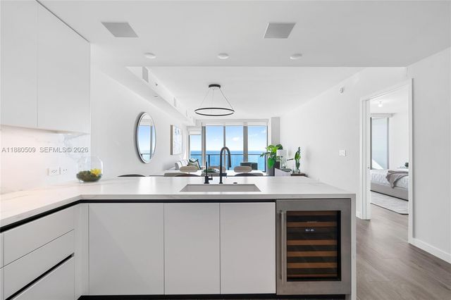 1116 N Ocean Boulevard 1404, Pompano Beach, FL 33062