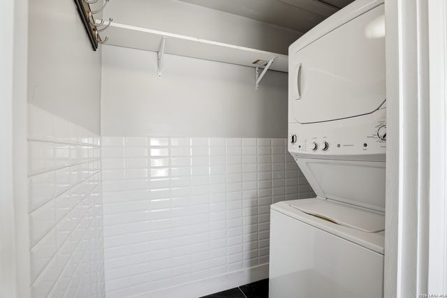 162 Davis Ct Unit B, San Antonio, TX 78209