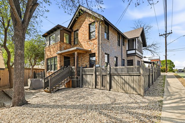 162 Davis Ct Unit B, San Antonio, TX 78209