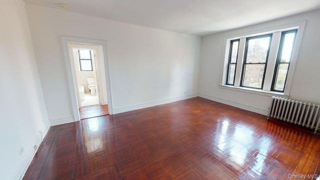 108-02 72nd Avenue 5B, Forest Hills, NY 11375