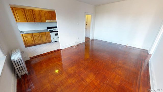 108-02 72nd Avenue 5B, Forest Hills, NY 11375