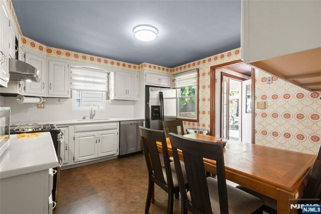 692 Passaic Avenue, Kearny, NJ 07032